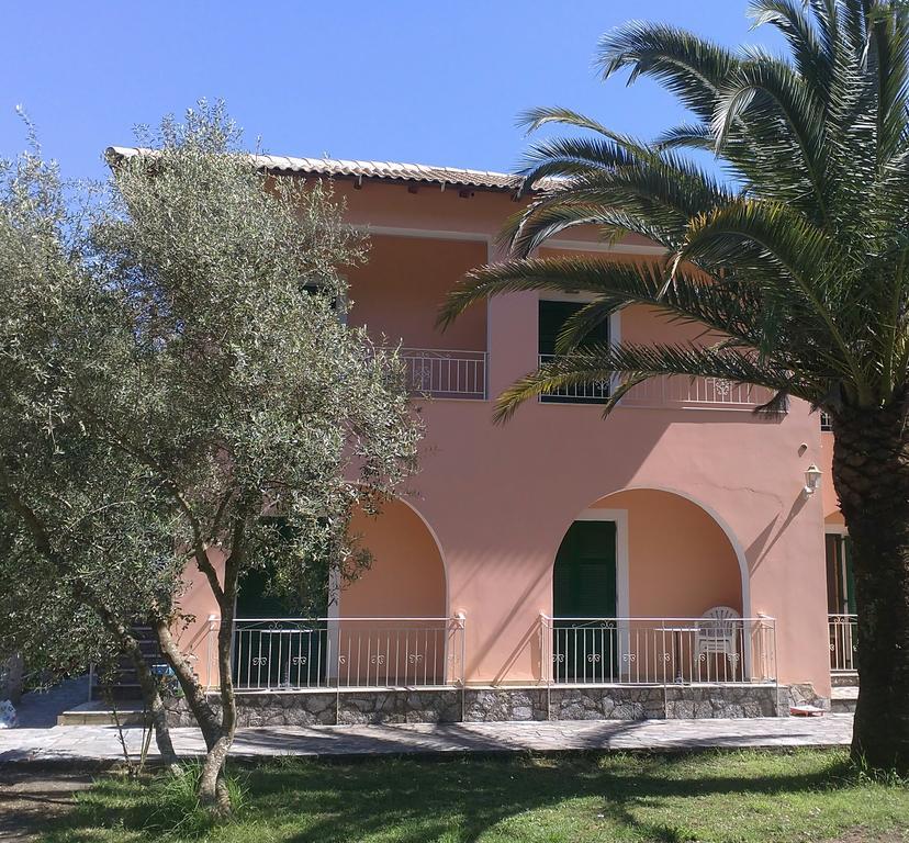 Rossi'S Studios Moraitika Dış mekan fotoğraf