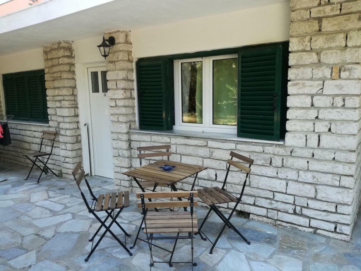 Rossi'S Studios Moraitika Dış mekan fotoğraf