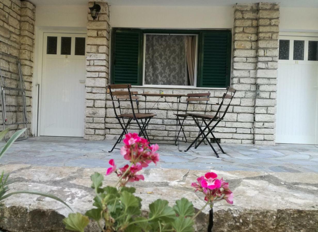 Rossi'S Studios Moraitika Dış mekan fotoğraf